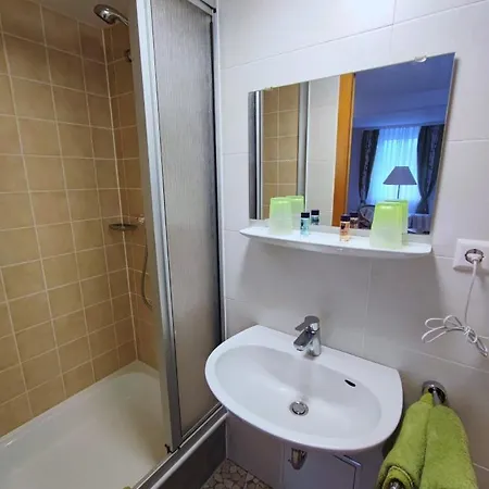 In Guest - Forelle - Double No01 Guest house