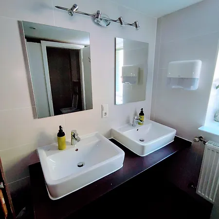 In Guest - Forelle - Double No01 Guest house